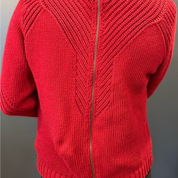 Red Roxy Sweater. NWT. Size Medium - Picture 6 of 6
